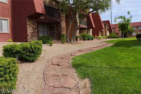 4921 Indian River Dr #109 Las Vegas, NV 89103