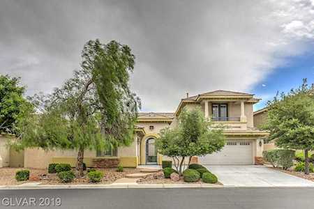 7512 Cliff Peaks St Las Vegas, NV 89149