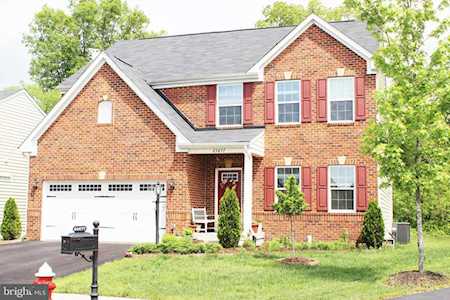 25677 Arborshade Pass Place Aldie, VA 20105