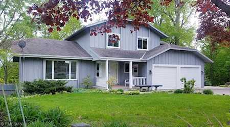 11755 38th Avenue N Plymouth, MN 55441