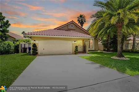 670 NW 40th Ter Deerfield Beach, FL 33442