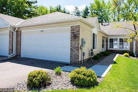 10459 Bay View Lane Woodbury, MN 55129