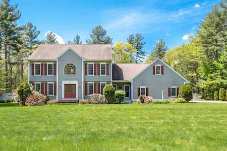 310 Riverbend Drive Groton, MA 01450