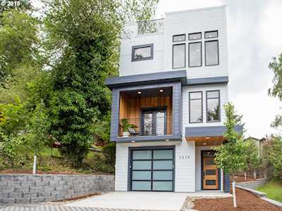 3838 SW Pendleton St Portland, OR 97221