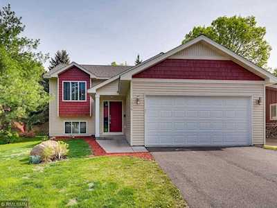 1016 42 1/2 Ave NE Columbia Heights, MN 55421