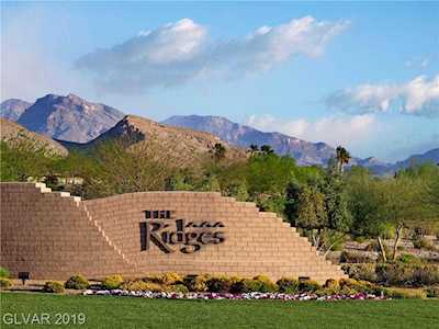 26 Midnight Ridge Dr Las Vegas, NV 89135