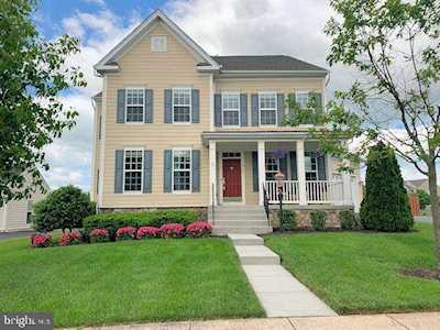 43137 Butterfly Way Leesburg, VA 20176