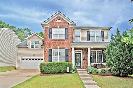 13712 Delstone Dr Huntersville, NC 28078