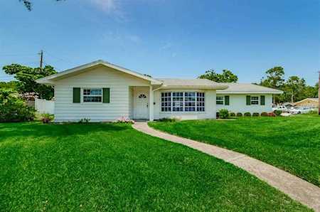 13509 99Th Avenue Seminole, FL 33776