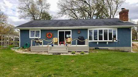 406 Lake Shore Dr Pardeeville, WI 53954