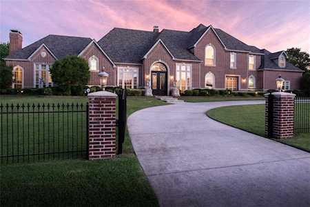 710 Oakdale Circle Fairview, TX 75069