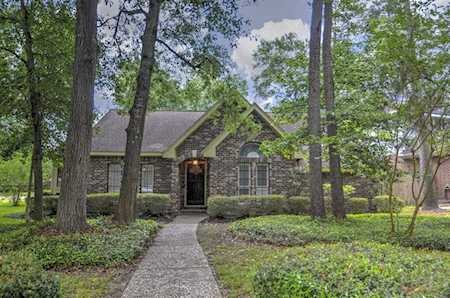 1 Silent Brook Place The Woodlands, TX 77381