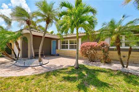 112 14Th Street Belleair Beach, FL 33786