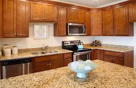 459 River Rd (Unit 4204) #204 Andover, MA 01810