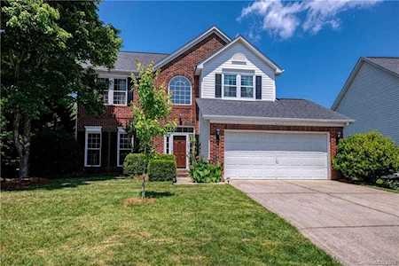 6207 Harburn Forest Dr Charlotte, NC 28269