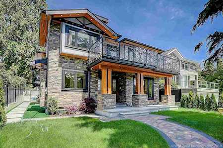 1595 Mathers Avenue West Vancouver, BC V7V 2G6