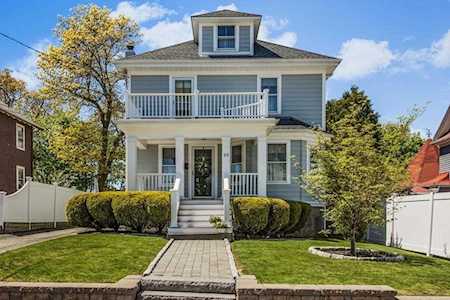 25 Roselin Ave Quincy, MA 02169