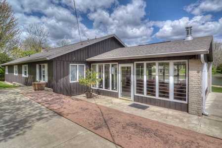 18320 Kickapoo Ln Hudson, IL 61748