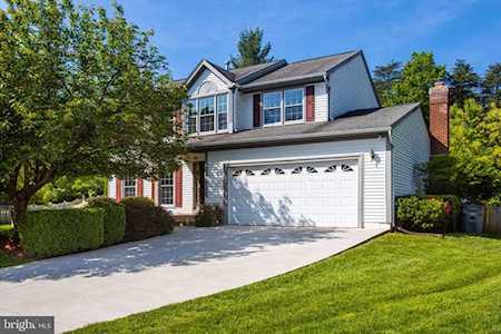 10117 Greenleaf Dr Manassas, VA 20110
