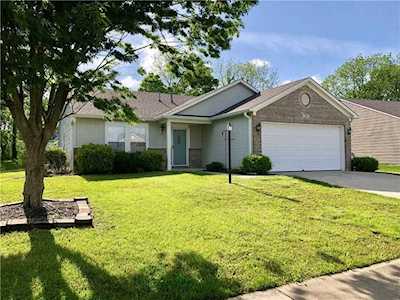 726 Edgewood Court Danville, IN 46122