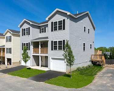 1 Fayville Lane #1 Southborough, MA 01772