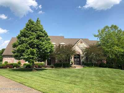 6209 Crystal Pointe Dr Louisville, KY 40299
