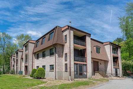 7 Greenbriar Dr. #207 North Reading, MA 01864