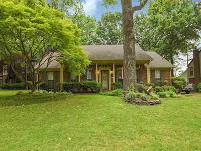 2890 Port Charlotte Dr Germantown, TN 38138