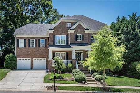7914 Bytham Castle Dr Huntersville, NC 28078