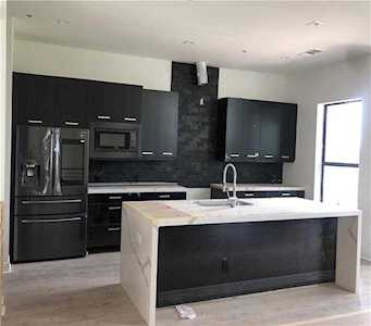 2000 Park Avenue #102 Dallas, TX 75215
