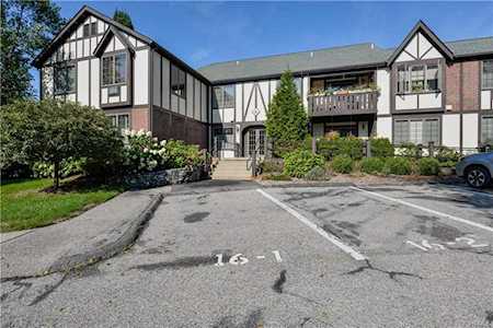 16 Manville Ln #6 Mount Pleasant, NY 10570