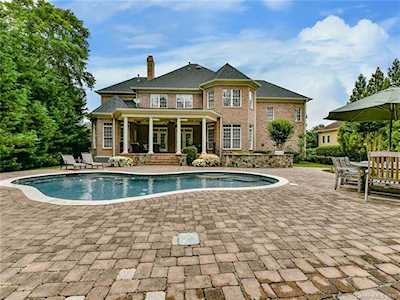 9009 Man Of War Dr Waxhaw, NC 28173