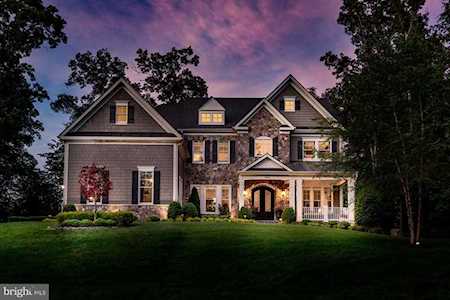 3001 Weber Place Oakton, VA 22124