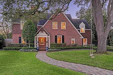 2119 Pine Valley Dr Houston, TX 77019