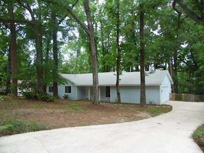 912 Tamarack Drive Tallahassee, FL 32303