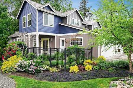 1838 Sakai Village Lp NE Bainbridge Island, WA 98110