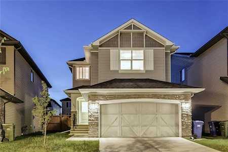 763 New Brighton Drive SE Calgary, AB T2Z 0Z9
