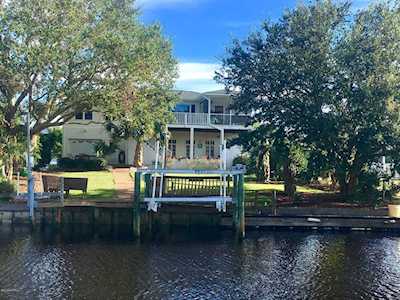 202 Teakwood Drive Carolina Beach, NC 28428