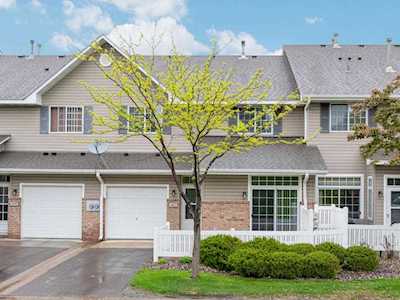 3683 Vermilion Court N #910 Eagan, MN 55122