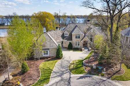 595 Locust Hills Drive Wayzata, MN 55391