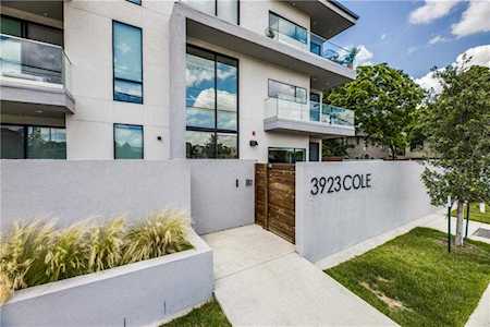 3923 Cole Avenue #101 Dallas, TX 75204