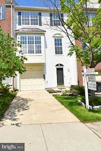 6288 Clay Pipe Court Centreville, VA 20121