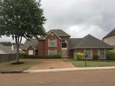 9799 Windward Slope Dr Lakeland, TN 38002