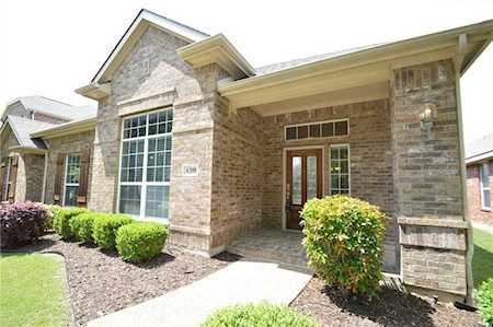 6208 Brownstone Drive Mckinney, TX 75070