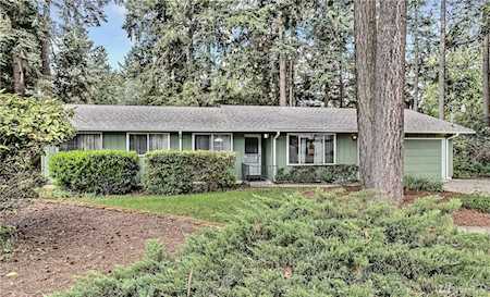 8224 Luzader Lane SW Lakewood, WA 98499