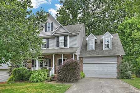 17310 Cambridge Grove Dr Huntersville, NC 28078