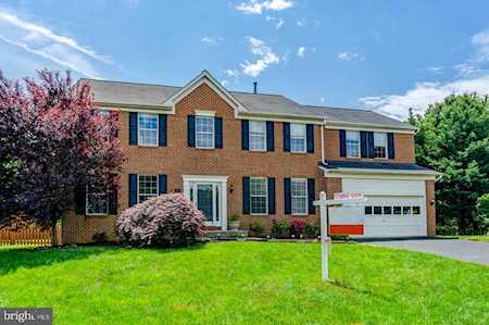 607 Michael Patrick Ct SE Leesburg, VA 20175