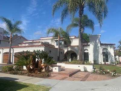 2780 Redwing Circle Costa Mesa, CA 92626