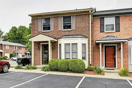 120 Gardiner Lake Rd Louisville, KY 40205