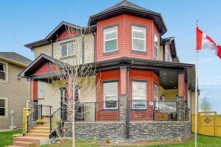901 Channelside Road SW Airdrie, AB T4B 3J3
